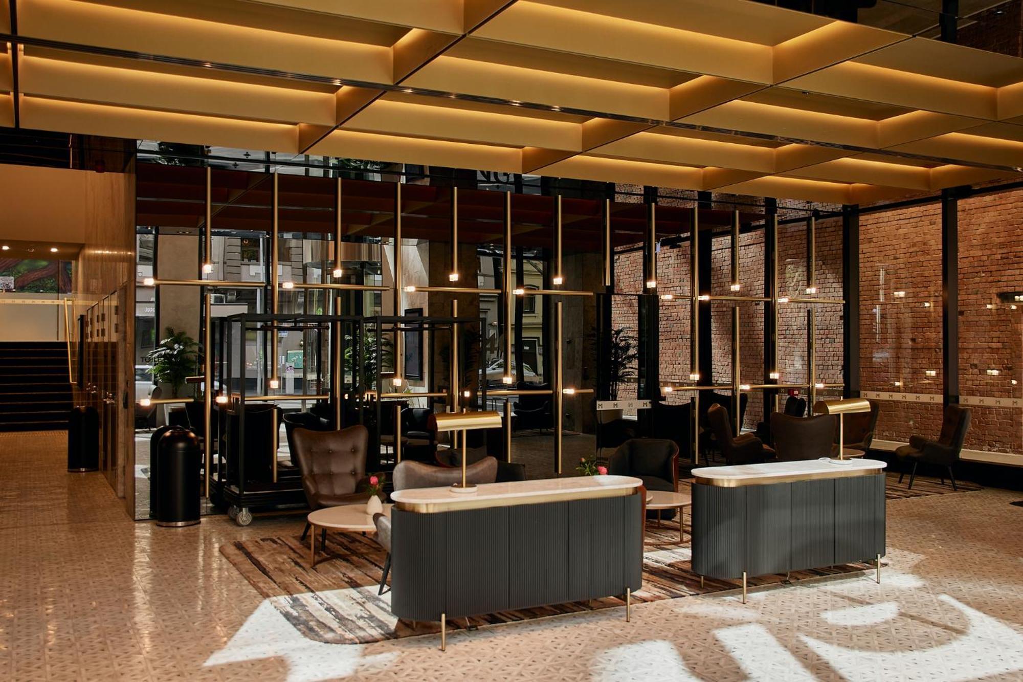 Meriton Suites Melbourne Eksteriør bilde The lobby of the hotel